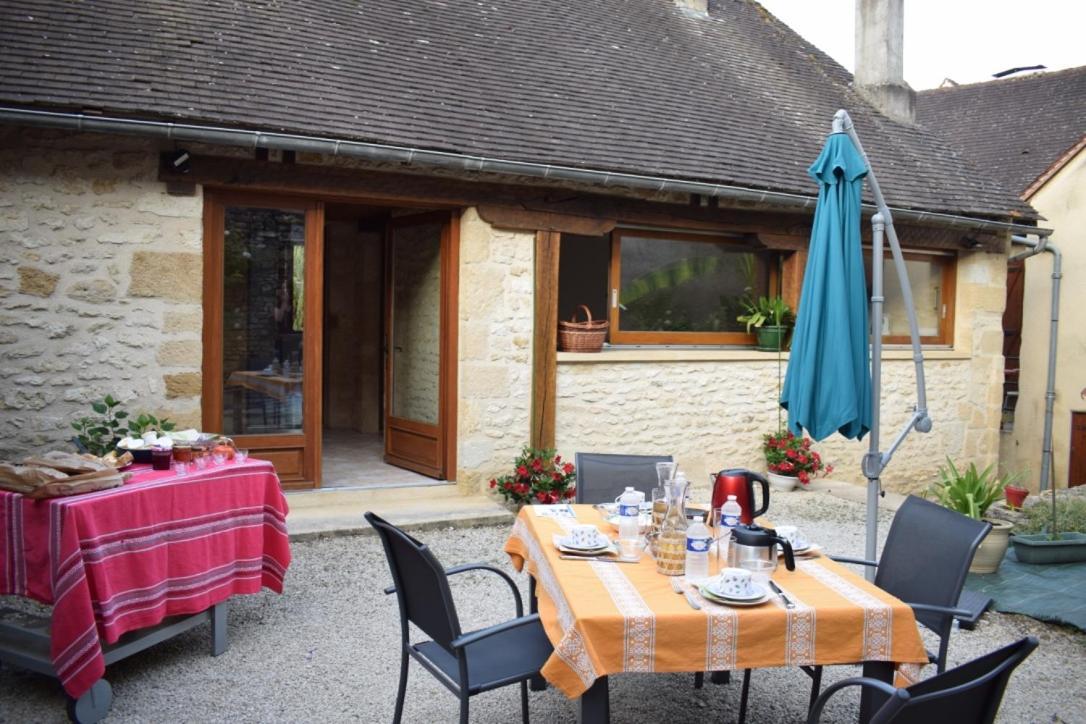 Suite Familiale 2 Chambres Double Auriac-du-Perigord Ngoại thất bức ảnh