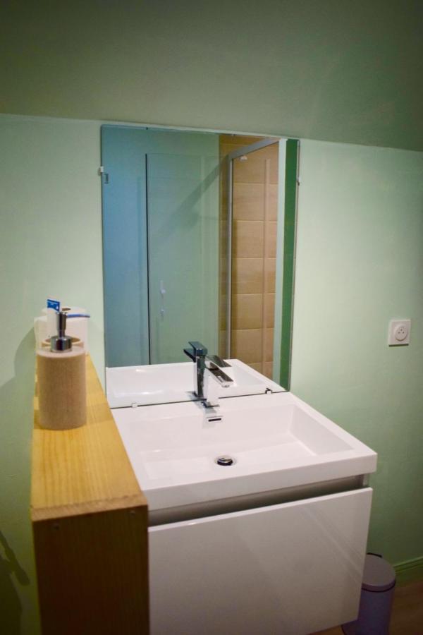 Suite Familiale 2 Chambres Double Auriac-du-Perigord Ngoại thất bức ảnh